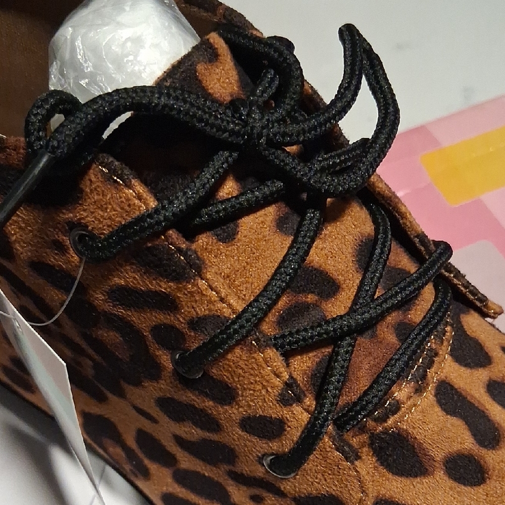 shosho Leopard Print Lace-Up Ankle Booties in Brown and Black - Picture 3 of 8